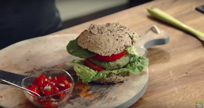 Spicy-Mint-Avocado-Veggie-Burger